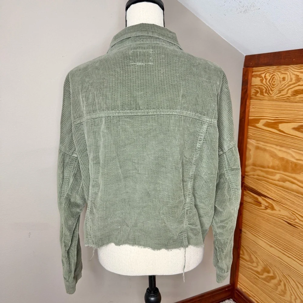 American Eagle Outfitters Corduroy Shirt Jacket Shacket Olive Green Medium M